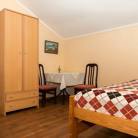 Guest house кімнати в центрі Uzhhorod