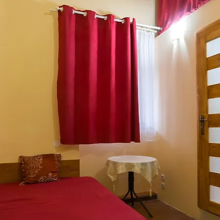 Guest house кімнати в центрі Uzhhorod