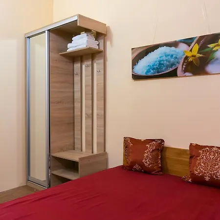 Guest house кімнати в центрі Uzhhorod