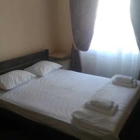 кімнати в центрі Guest house *