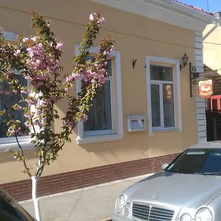 Guest house кімнати в центрі Uzhhorod
